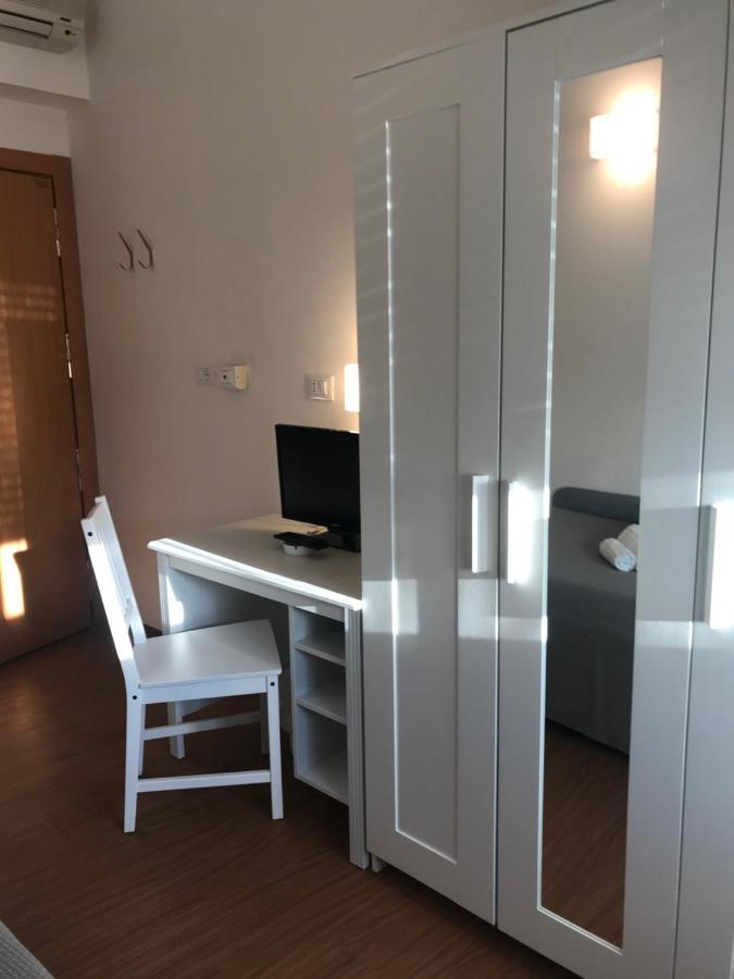 Hotel Augustus Milano Marittima Exterior photo